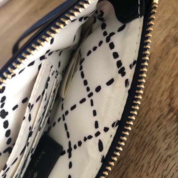 NWOT kate  spade wristlet - Picture 6 of 12